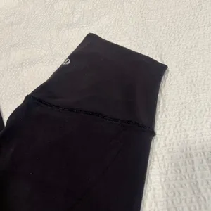 Lululemon Align Pant 28" Black size 4 women thumbnail 2