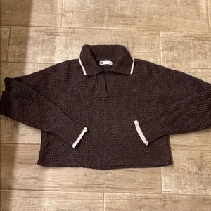 SO Brown V-Neck Sweater with White Collar thumbnail 2
