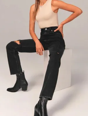 Abercrombie Black 90's Straight Leg Ultra High Rise Curve Love Jeans thumbnail 2