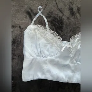Princess Polly Old School Love Crop Top in Blue Size 2 thumbnail 11