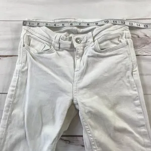 ZARA Women Basic White Denim Straight Fit Jeans thumbnail 7