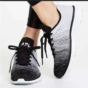 APL Techloom Pro Sneaker Black Grey‎ White size 5 NWT running thumbnail 1