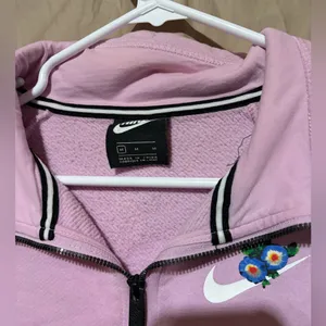 Nike crewneck thumbnail 2