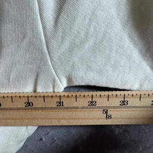 1460‎ | NWT Levis Cropped Relaxed Logo Hooded Sweatshirt Cream Womens M thumbnail 3