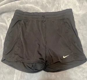 Nike Shorts thumbnail 1