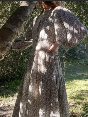 ✨like new✨ Dôen Rosamund Dress in Cream Tilbury Paisley Size XS Puff Sleeve thumbnail 3