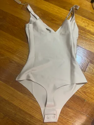 SKIMS Bodysuit thumbnail 2