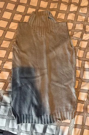 The limited sweater tank thumbnail 1