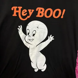 Friendly Ghost Casper Women’s v neck Tshirt size XL thumbnail 2