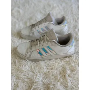 Adidas Grand Court Iridescent Stripe‎ White Sneakers Womens Size 6 Shoes thumbnail 4