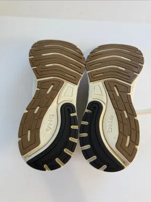 Brooks Women's Running Sneakers in Cream and Brown thumbnail 7