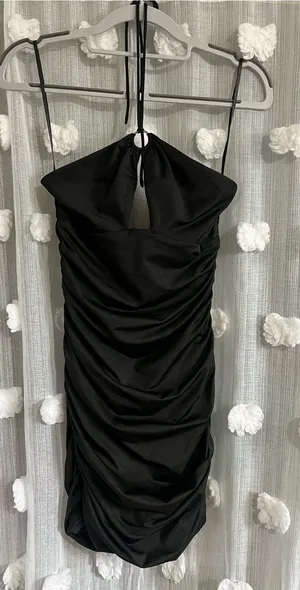 Princess Polly Black Ruched Halter Bodycon Dress thumbnail 1