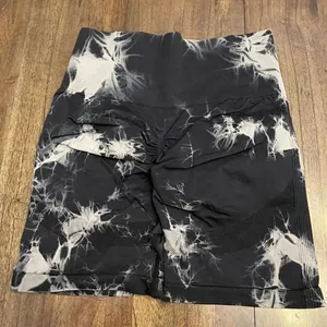 Tie Dye Seamless Scrunch Shorts Medium Black thumbnail 6