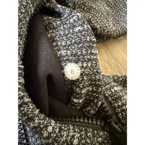 Lululemon Women’s Define Full Zip Jacket Size 6 thumbnail 7