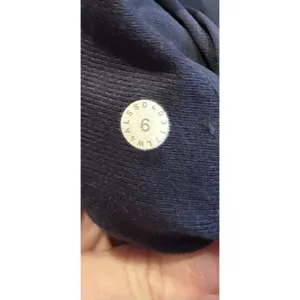 Lululemon women's navy blue lightweight hooded windbreaker jacket 6 thumbnail 9