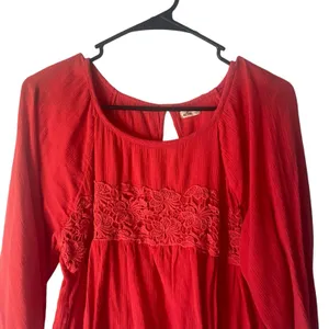 Hollister Y2k Women's Size Small Red Boho Floral Long Sleeve Babydoll‎ Top thumbnail 2
