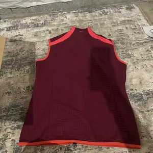 Nike Maroon Golf Zip Up Vest Size Medium thumbnail 4