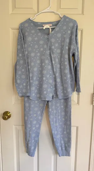 Victoria's Secret Pajama Set thumbnail 1