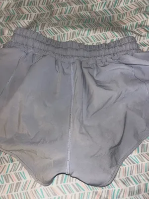Lululemon Shorts Hotty Hot 2.5" thumbnail 2
