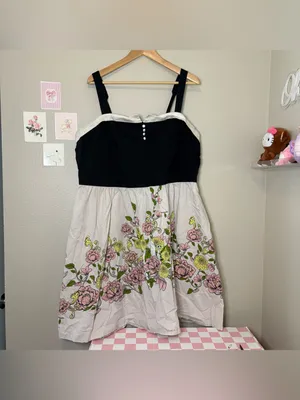 Disney princess dress floral vintage look casual fancy elegant 3X plus size blac thumbnail 3