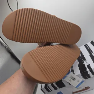 Dolce Vita Women's Footbed Sandal US Size 9 Tan Ulani New In Box Light Brown thumbnail 3
