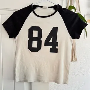 Brandy Melville T shirt  thumbnail 1