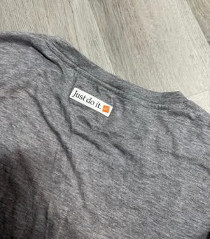 Nike cropped pocket tee thumbnail 4
