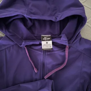 Nike Dri-Fit Half-Zip thumbnail 3