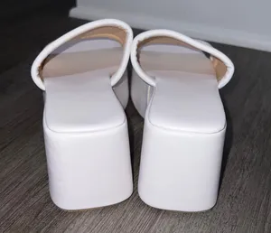 White Platform Sandal Size 8.5 thumbnail 3