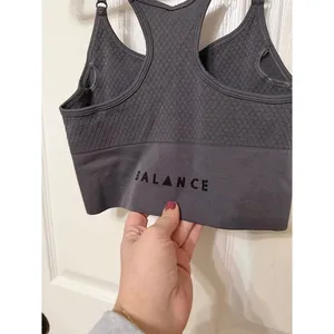 Balance Athletica Seamless Sports Bra Gray‎ Diamond Textured Racerback Small thumbnail 4