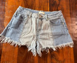 Altar'd State Two Tone Paneled Denim Shorts Blue Distressed Raw Hem Size 27‎ thumbnail 1