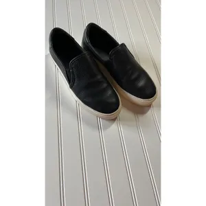 UGG Jass Slip On Sneaker Black Pebbled Leather Platform Shoes Womens 9 thumbnail 2