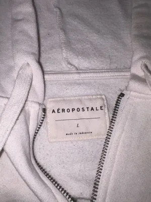 Cropped White Aeropostale Hoodie thumbnail 3