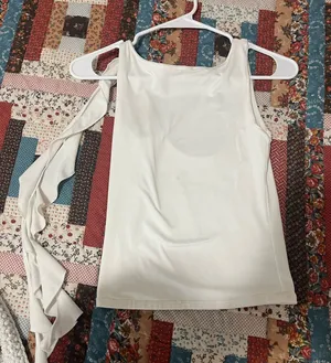 white low back tank top Size XS thumbnail 1