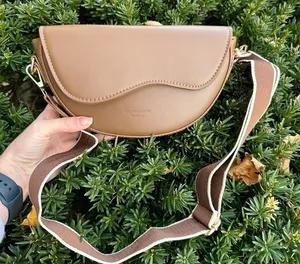 Unisex Brown Saddle Bag / camera bag with Wide Strap crossbody thumbnail 1