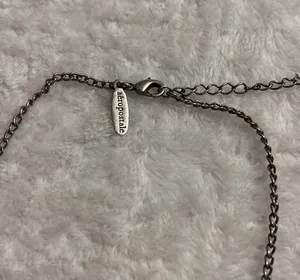 Fashion Costume Jewelry Aeropostale Hearts Peace Necklace thumbnail 3
