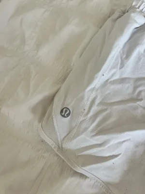 Lululemon White hotty boys thumbnail 4