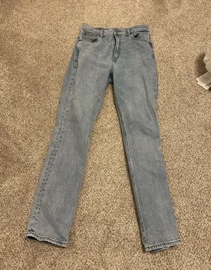 Abercrombie and Fitch high-rise jeans thumbnail 1