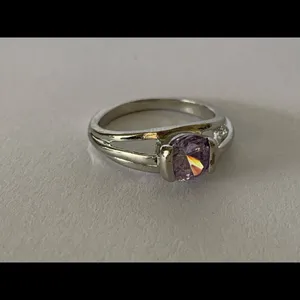 Amethyst Solitaire Light Purple Silver Ring Size 6 NEW thumbnail 2