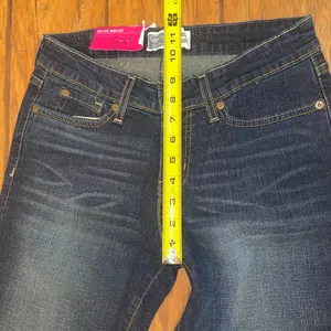 Levi’s Strauss mid rise bootcut dark denim jeans pants woman’s size 6 SHORT NWT thumbnail 7