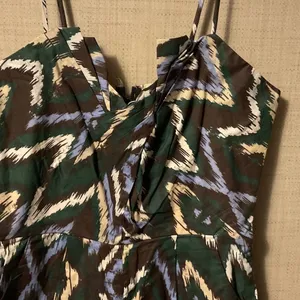 Stylish Geometric Women's Romper Green Size M thumbnail 2