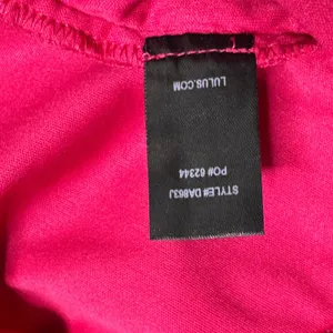 NWT Lulus Lace Sheath Dress Fuchsia Pink Short Sleeve‎ Knee Length Size Medium M thumbnail 7