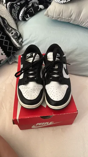 Nike Panda Dunk Low thumbnail 7