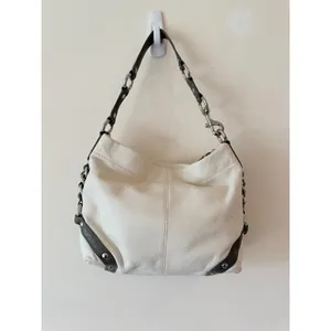 Coach F15251 Carly Legacy Gold Leather Shoulder Bag Women Cream Detachable Strap thumbnail 2