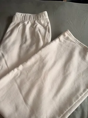 Hollister Feel Good Ultra High-Rise Fleece Wide-Leg Pants thumbnail 4