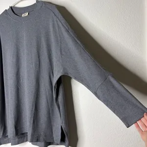 Pact Organic Cotton Long Sleeve Oversized T-Shirt Gray M/L Crew Neck Seam Detail thumbnail 5