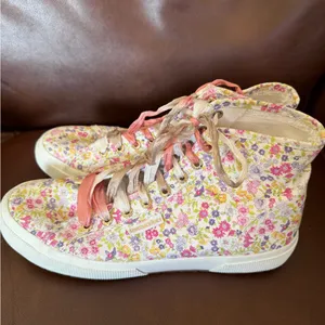 Love Shack Fancy X Superga Canvas Floral Hi Top Sneakers thumbnail 4