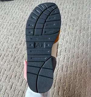 New Balance Classic thumbnail 4