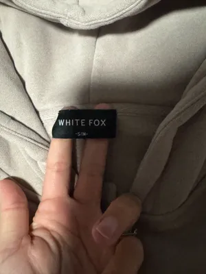 White Fox Boutique thumbnail 3