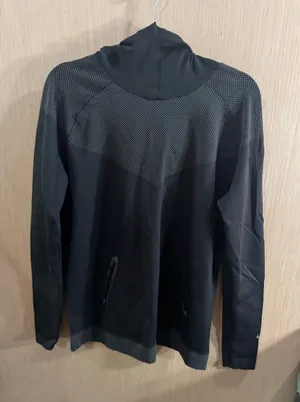 Nike Dri Fit Black Long Sleeve Tight Athletic Jacket with Subtle Dot Detail XL thumbnail 1